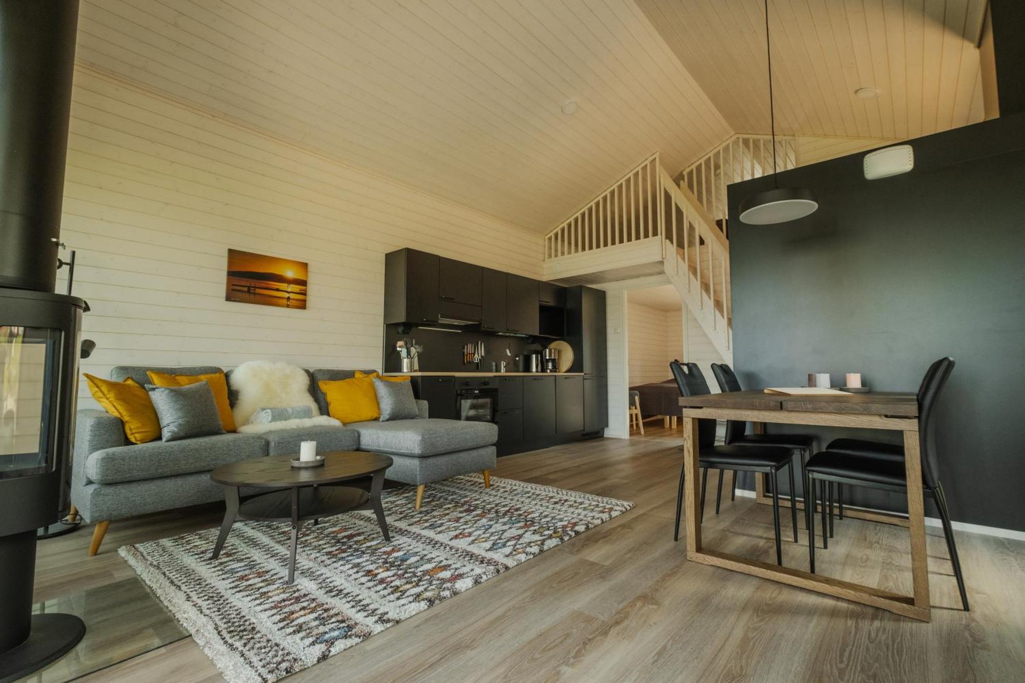 Norlight Cottages Ivalo - Aurinko West Exterior foto